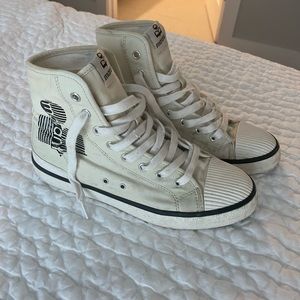 Isabel Marant Off-white Bankeen High Sneakers
